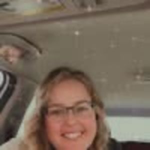 Meet your Posher, Kelli